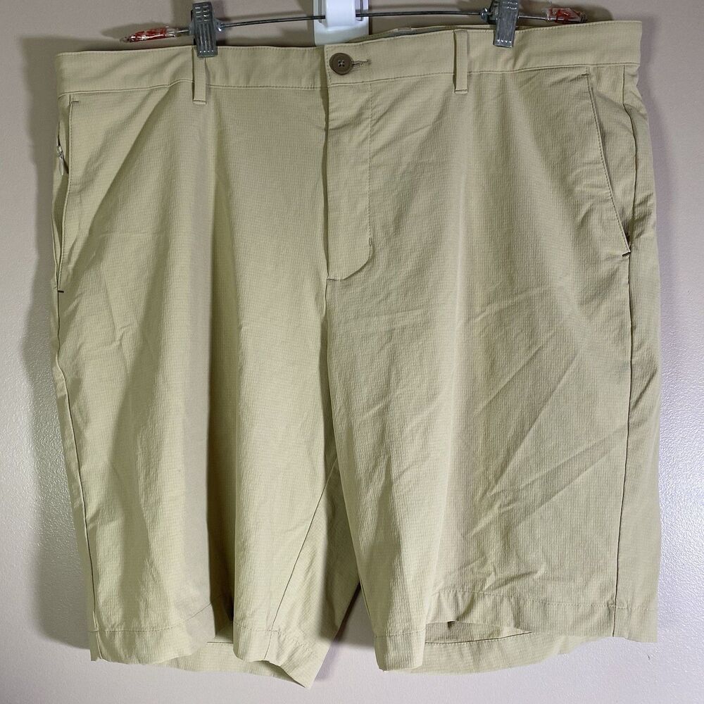 Tommy Bahama Shorts Mens 42 Beige Stretch Ripstop Outdoor Pockets Nylon One Shot
